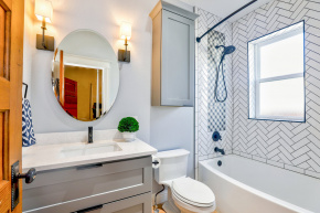 Как визуально увеличить пространство маленькой ванной комнаты